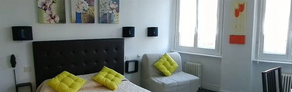 **  Agena Hotel Brest France